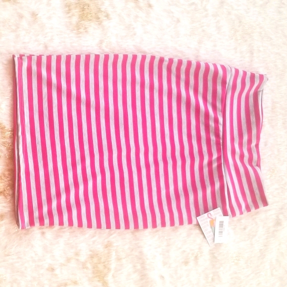 LuLaRoe Cassie - Picture 1 of 11